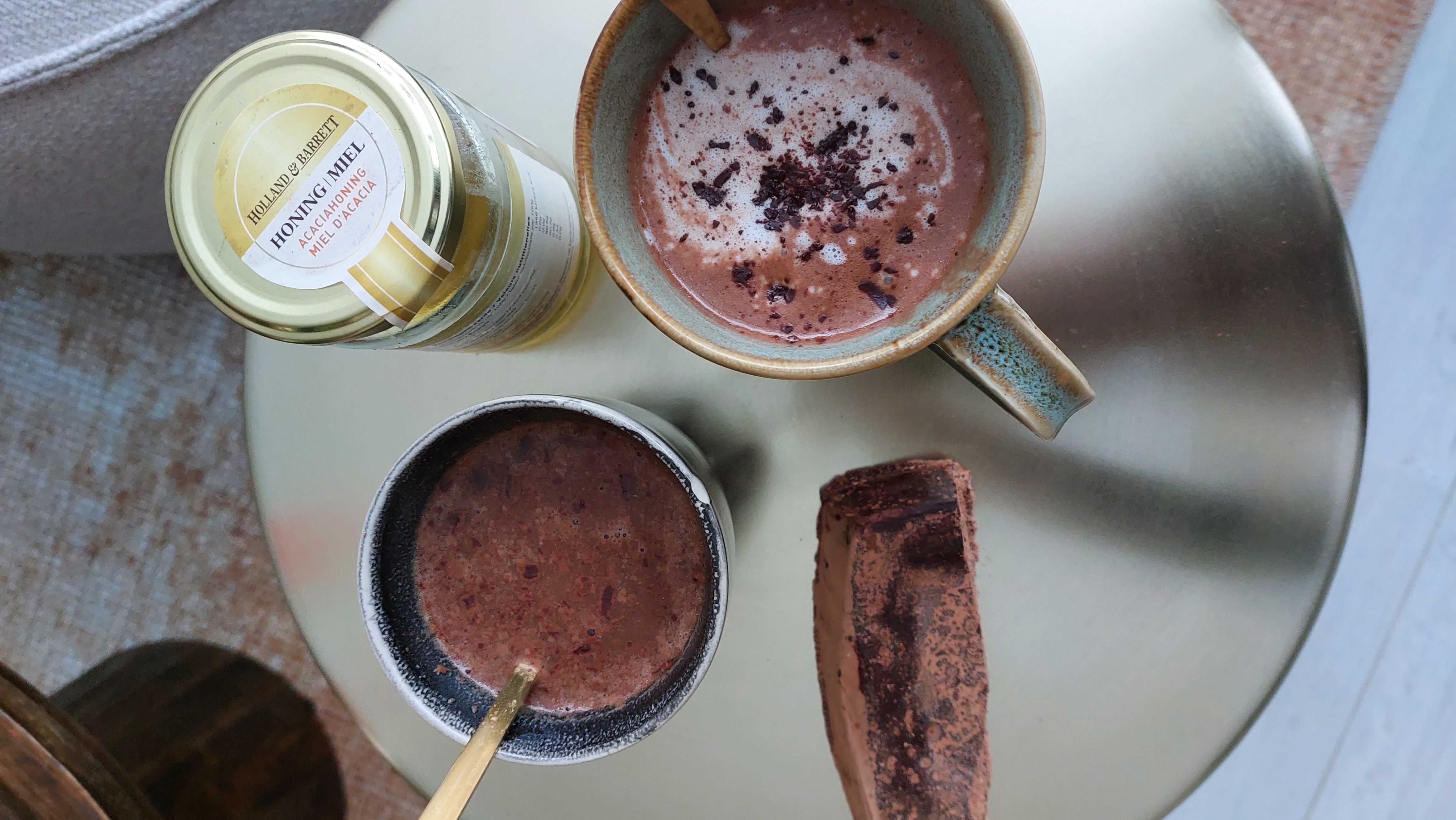 Gezondere chocolademelk of koffie-choc